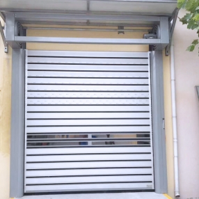 涡轮硬质快速门