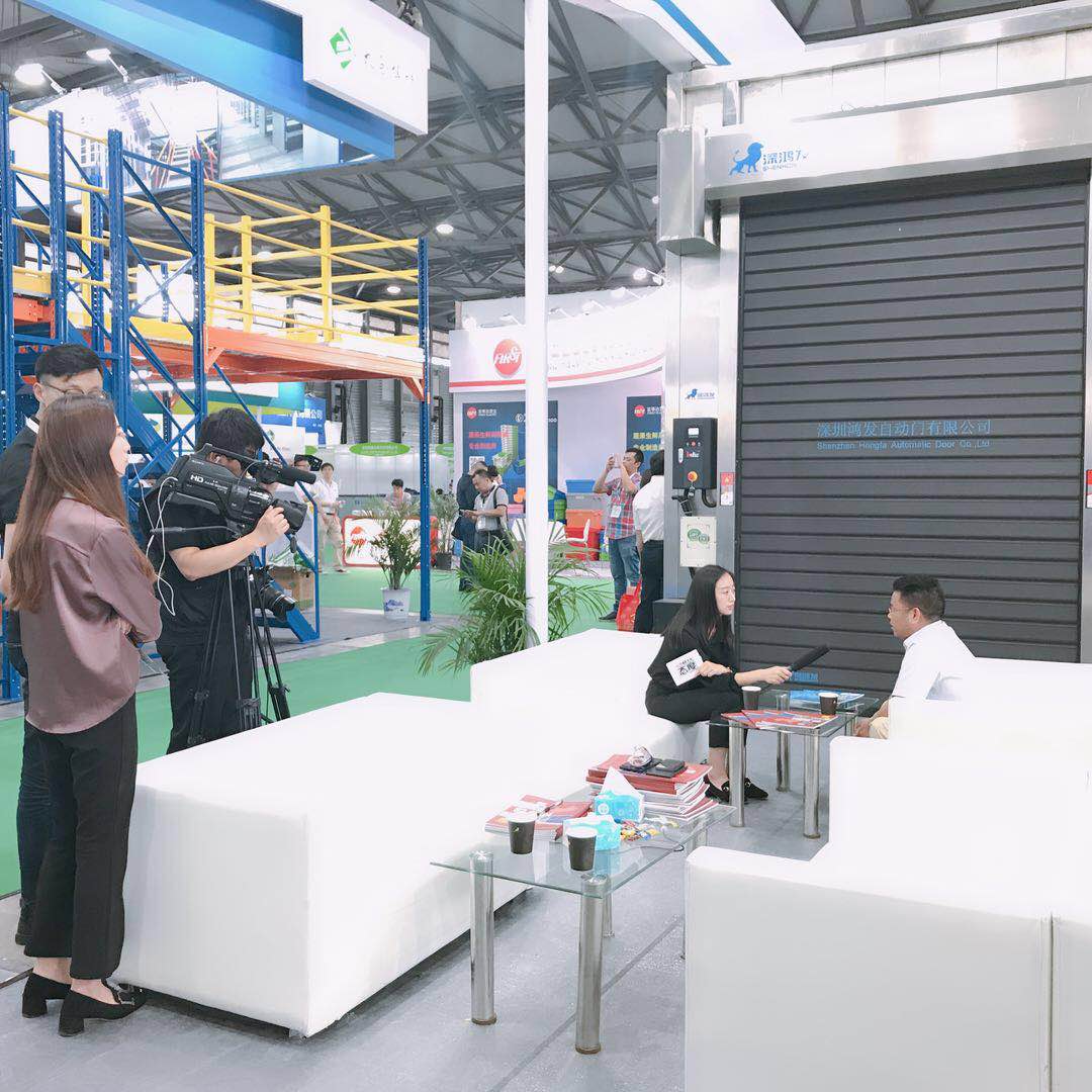 CCTV现场采访 CCTV现场采访