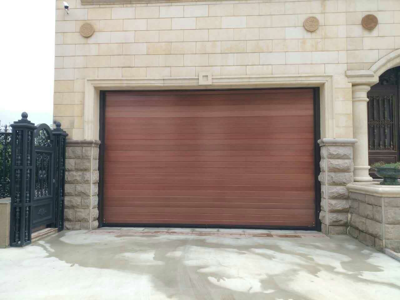 别墅车库木纹硬质快速门