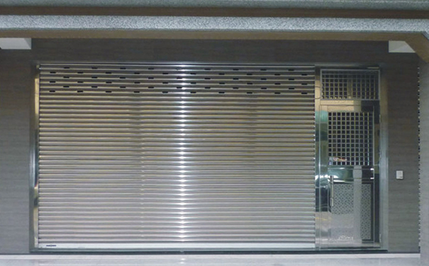 不锈钢卷帘门图片 不锈钢卷帘门图片