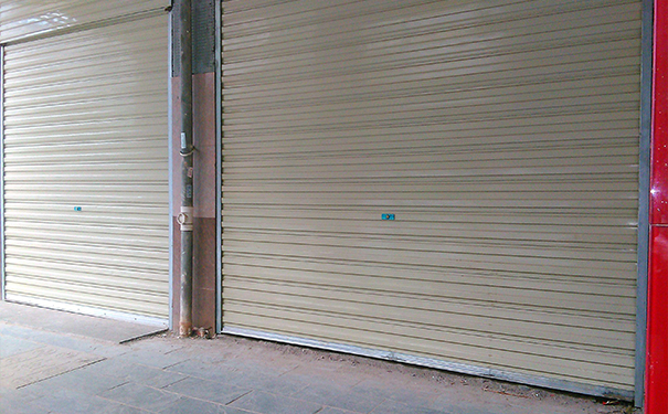 普通镀锌铁皮卷闸门