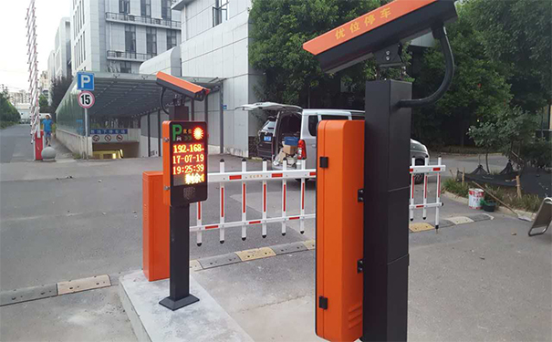 小区停车场车牌识别系统 小区停车场车牌识别系统