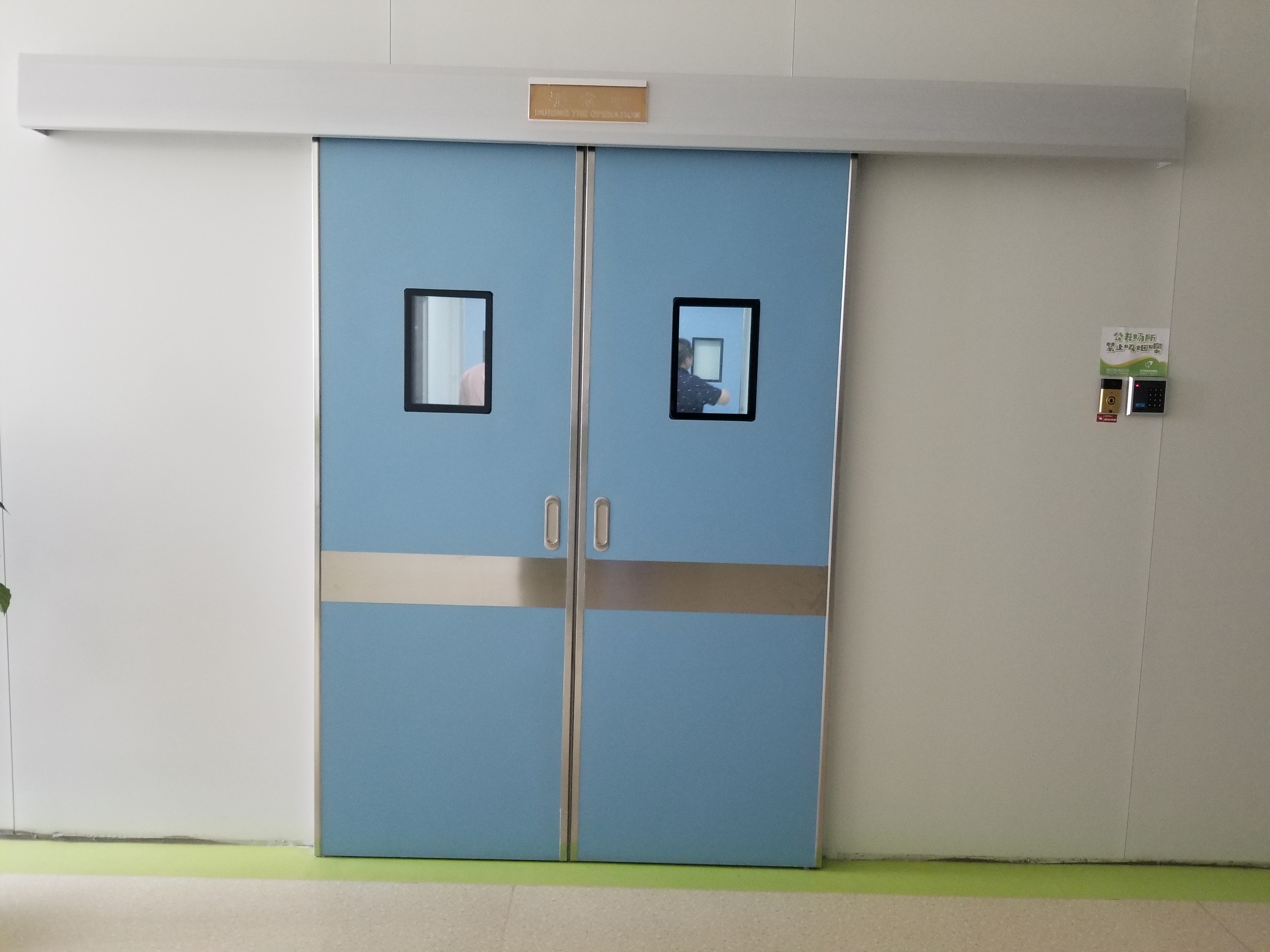 双开彩钢板平移门厂家 双开彩钢板平移门厂家