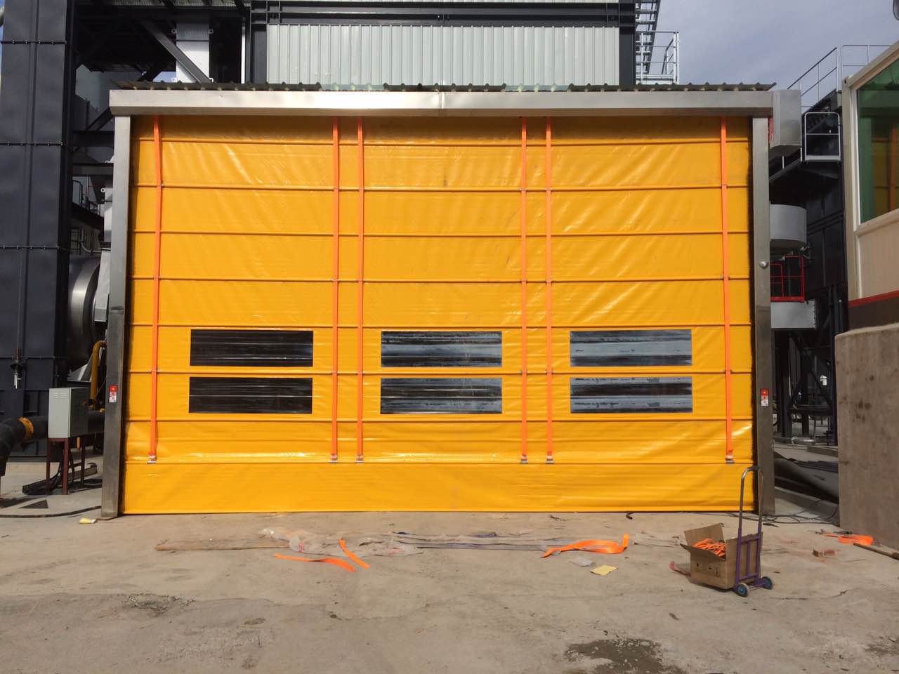深圳快速堆积门定制 深圳快速堆积门定制