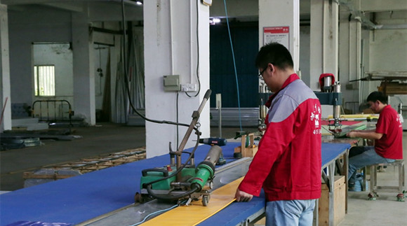 深圳乐虎88国际自动门专业定制快速卷帘门厂家 深圳乐虎88国际自动门专业定制快速卷帘门厂家