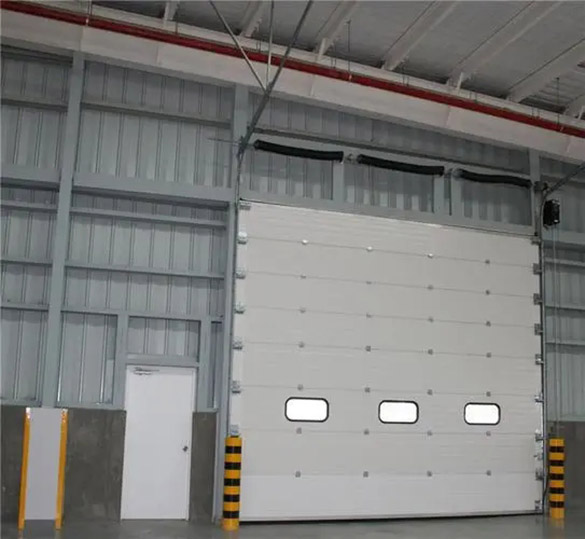 工业提升门出现故障问题的时候,首先要找出故障的原因,才好对症下药 工业提升门出现故障问题的时候,首先要找出故障的原因,才好对症下药