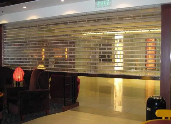 水晶卷帘门安装